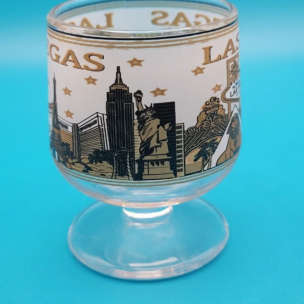 Las Vegas Collectible‎ Souvenir Shot Glass Landmark Buildings Frosted Gold Black